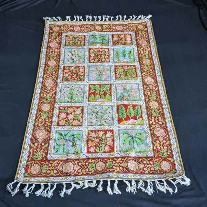 Kashmiri carpet rugs chainstitch20231029 39