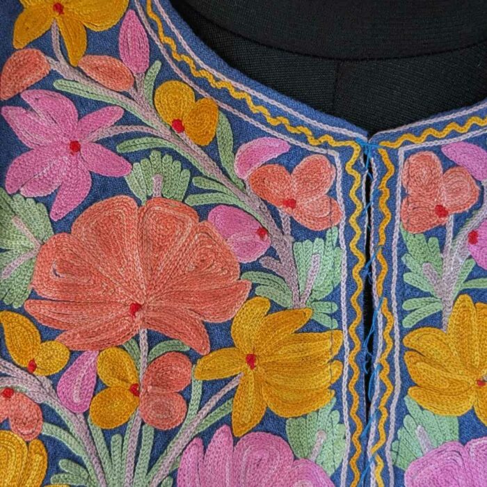 Kashmiri clothes online 20231030 23