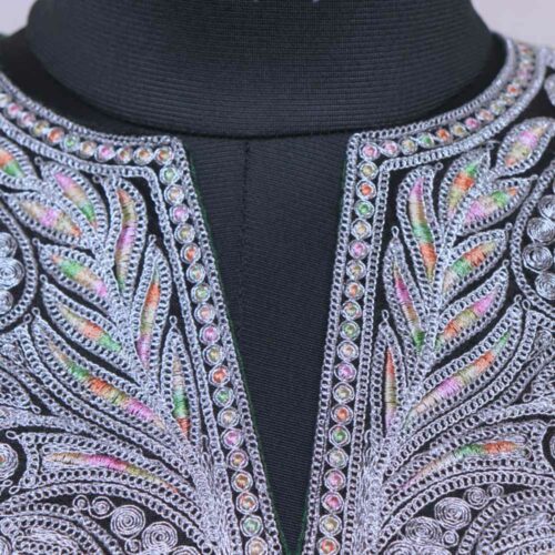 Kashmiri velvet pheran set with tilla 20231019 01