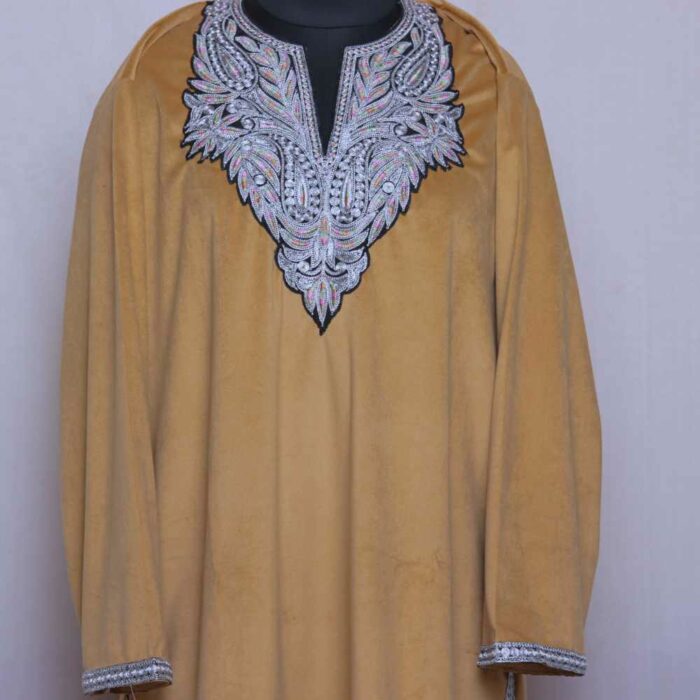 Kashmiri velvet pheran set with tilla 20231019 08
