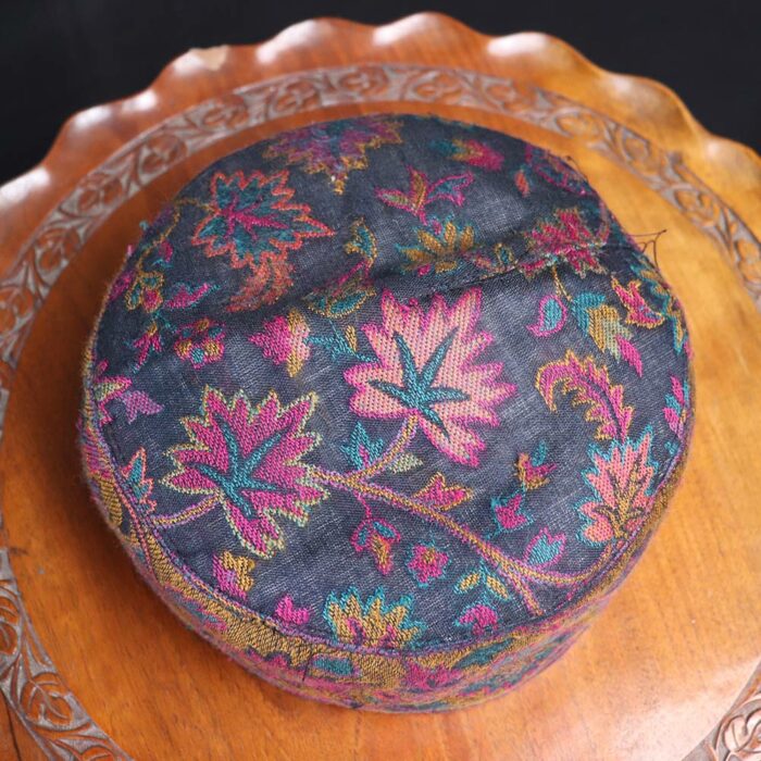 kashmiri cap price