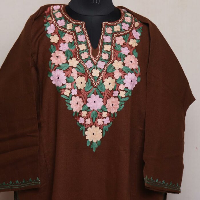 pheran cashmilon kashmiri winter wool long warm woman gyawun online 11