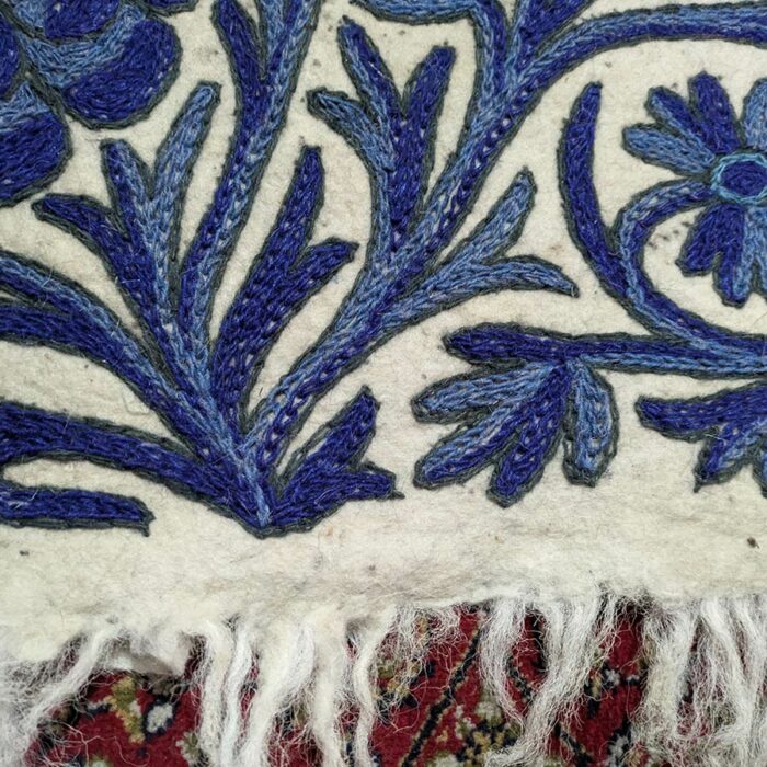 rich people rugs