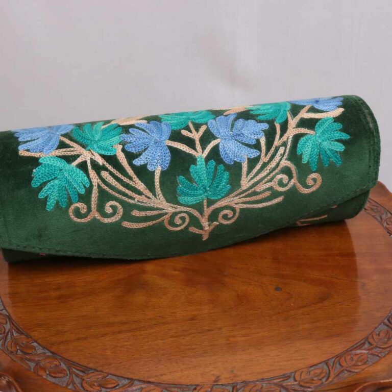 Women mobile Bags With Gorgeous Kashmiri Embroidery - Green main image 0