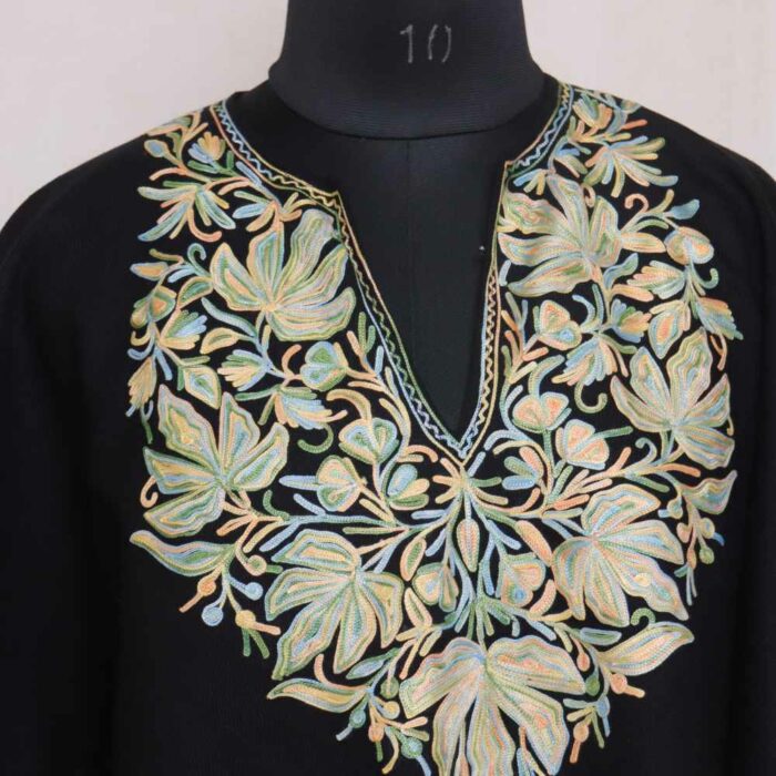 Kashmiri poncho20231116 22