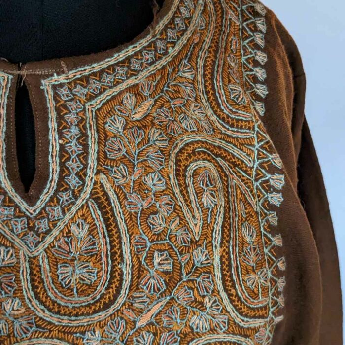 Sozni Hand Embroidered Kashmiri Merino Wool Pheran 59