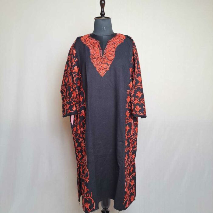 Inara Black Kashmiri Pheran With Side Panel Embroidery - Gyawun