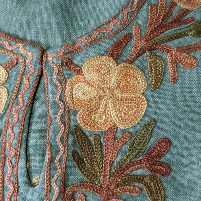 Kashmiri embroidery girls dress 20240212 15