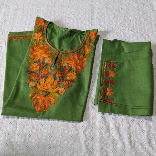 Kashmiri embroidery girls dress 20240212 26