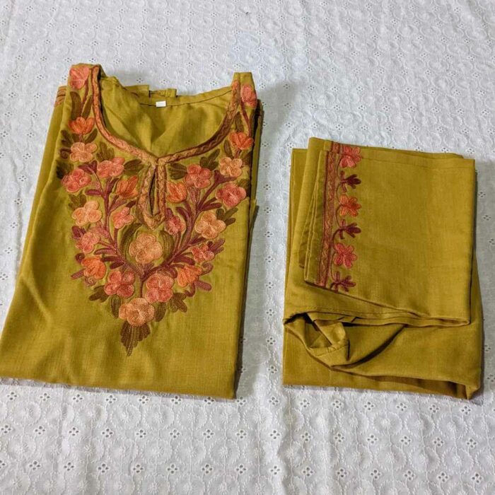 Kashmiri embroidery girls dress 20240212 54